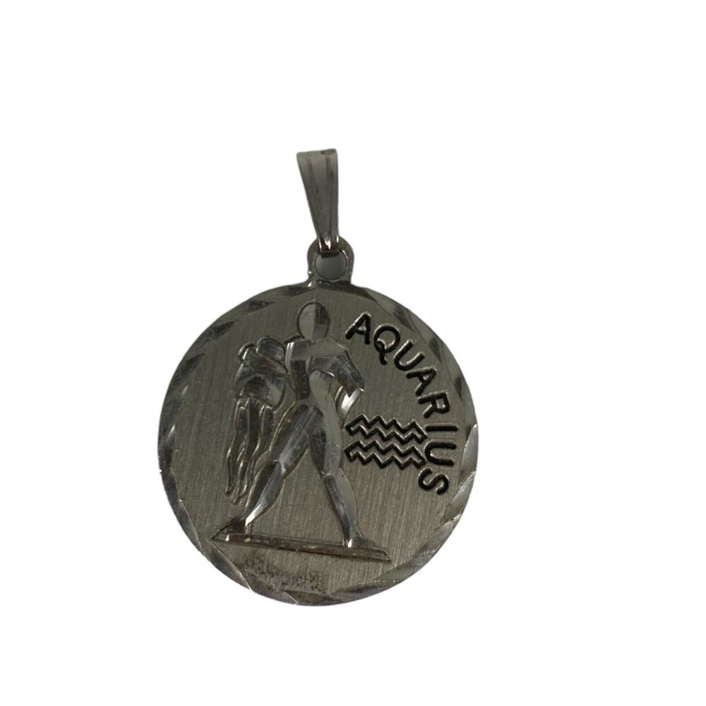 Vintage Aquarius Zodiac Pendant‎ Pewter Silver Tone Astrology Charm Unisex A14Q